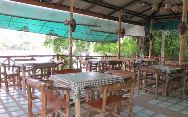 Sugar Cane Guest House 2