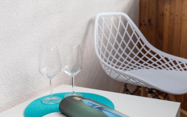 LovelyHome 39 (ЛавлиХоум 39) на улице Парусная 31