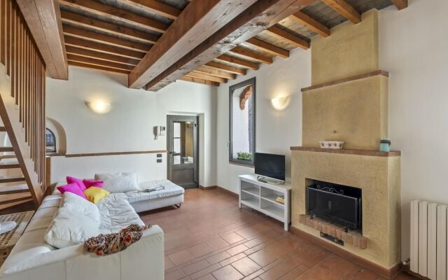 I Balconi in Iseo With 2 Bedrooms and 1 Bathrooms