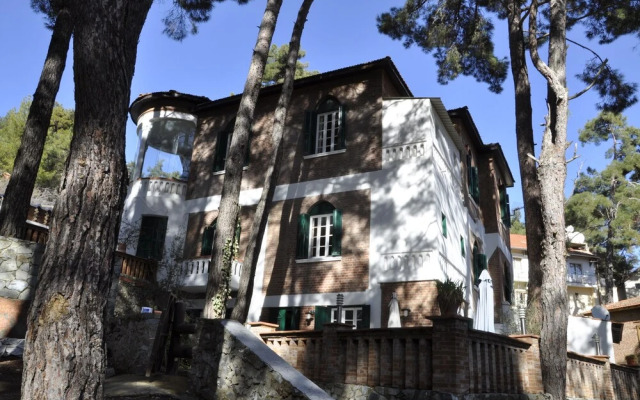 Semiramis ?otel