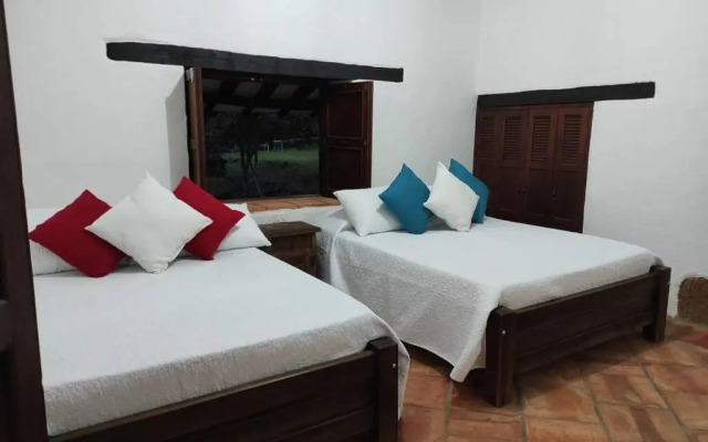 Casa Ceiba de Mirabel-Barichara