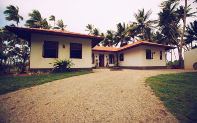 Ranna beach villa by FOX Resorts
