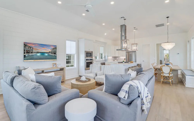 Baywatch Tower 317 SOU