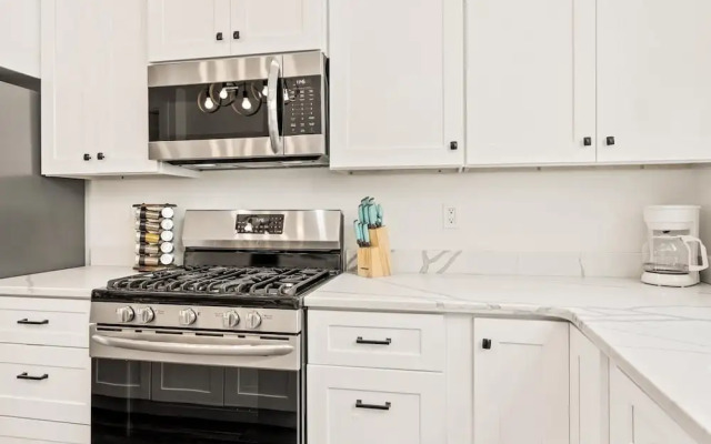 Zion's Haven #f4 4 Bedroom Townhouse