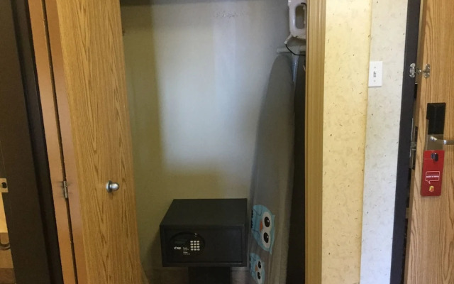 Super 8 Grande Prairie