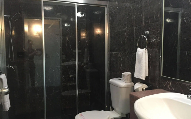 Comfort Hotel Pacific Cleveland