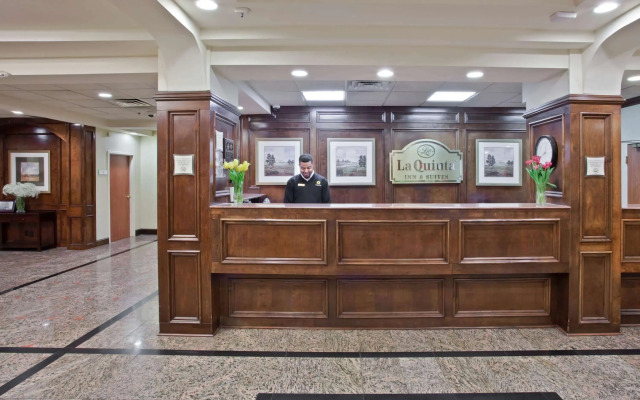 La Quinta Inn & Suites Downtown Conference Center