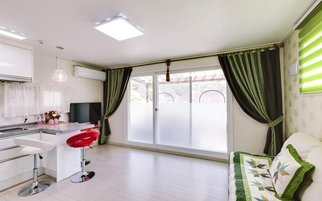 Yangpyeong Lodge House Pension (Pets Friendly)