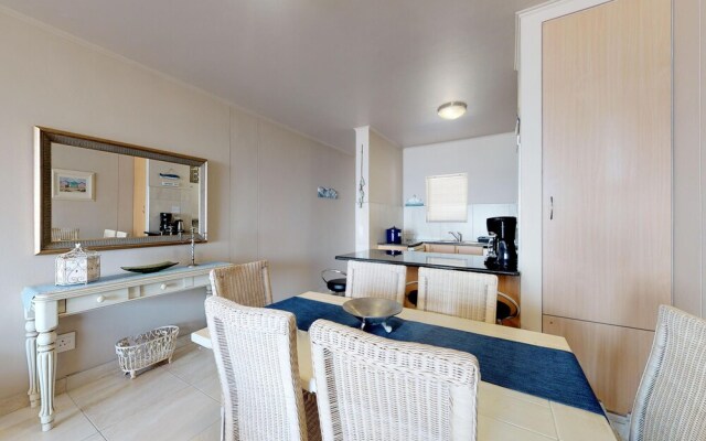 Estoril Beachfront Condo