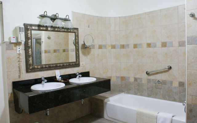 Altamont Court Hotel