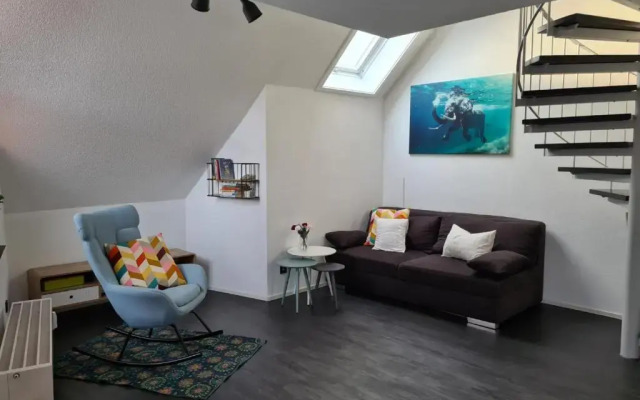 Maisonette-Wohnung mit Balkon