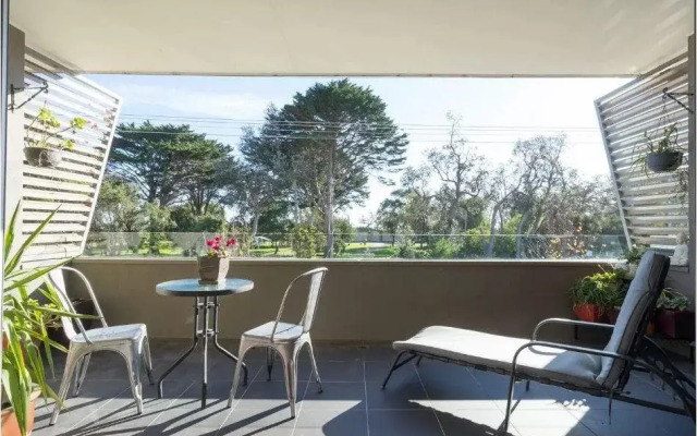 Westend Apartment at the Beach