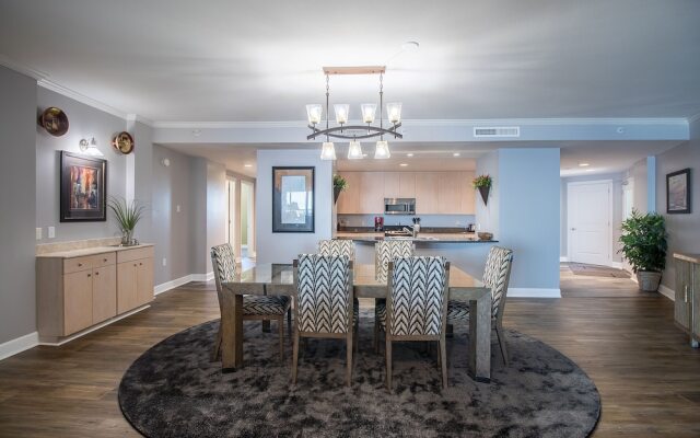 Sea Breeze 1011 Penthouse