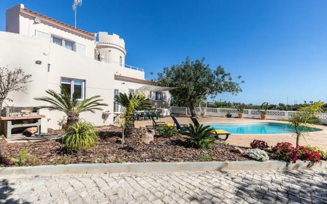 Looking to Landscape Sea View Private Pool Villa