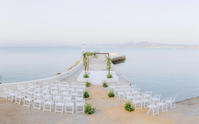 Brown Beach Chalkida Kosher Resort, a member of Brown Hotels
