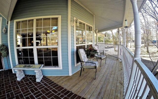 Bradford House Bed & Breakfast