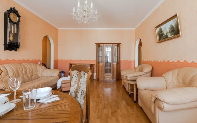 Welcome Home Apartments Kazanskaya 41