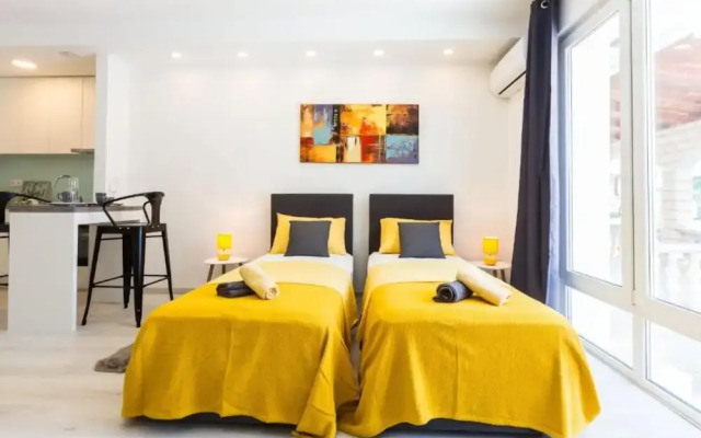 Spacious Two sis Apartments in Zadar With Terrace