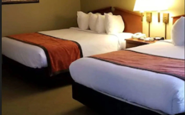 GrandStay Hotel and Conference