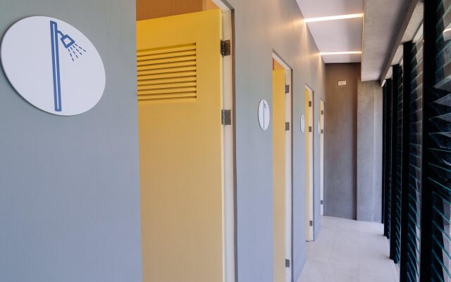Spin Designer Hostel