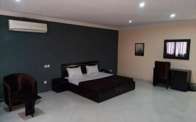 Solitaire hotel Lekki
