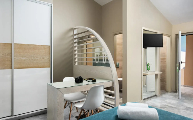 Maleme Mare Beach Resort Hotel