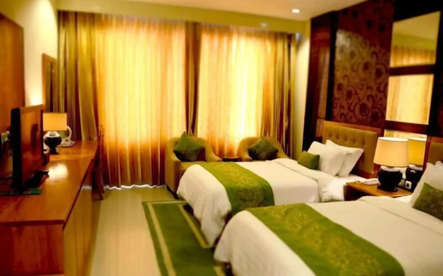 Hotel Gran Surya