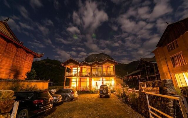 Yunhu Villa