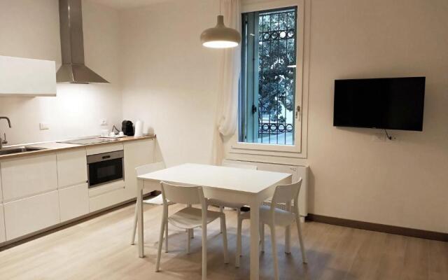 Via Poma Apartments&Rooms