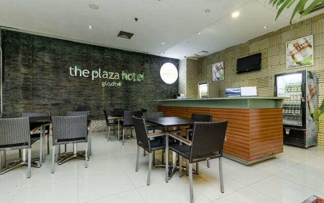 RedDoorz Plus @ Glodok Plaza