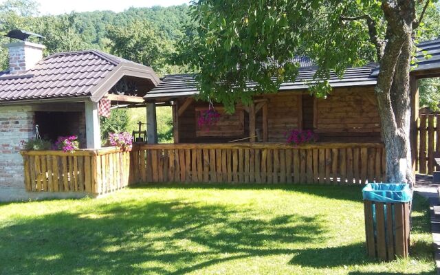 Apartment And Rooms Nevenka