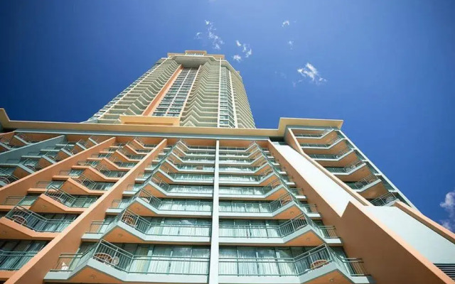 Club Wyndham Crown Towers