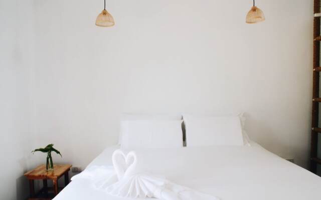 Bed L Villa