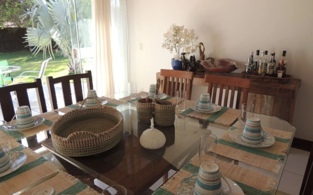 Ótima Casa com Vista para a Praia de Manguinhos