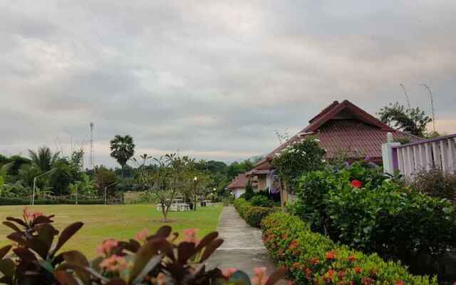 Mae Klang Banyen Hill