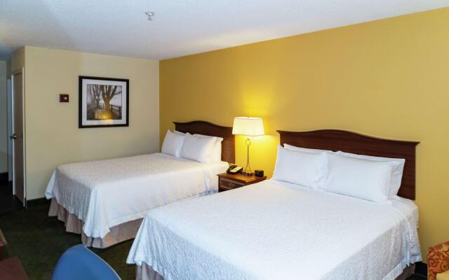 Hampton Inn New Philadelphia