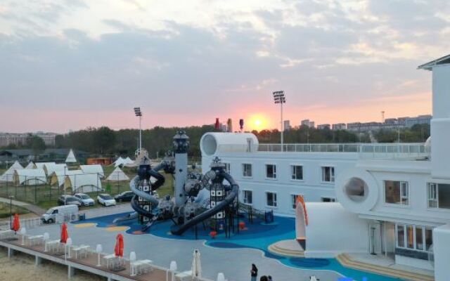 Rizhao Xingdao Fantasy Paradise Homestay