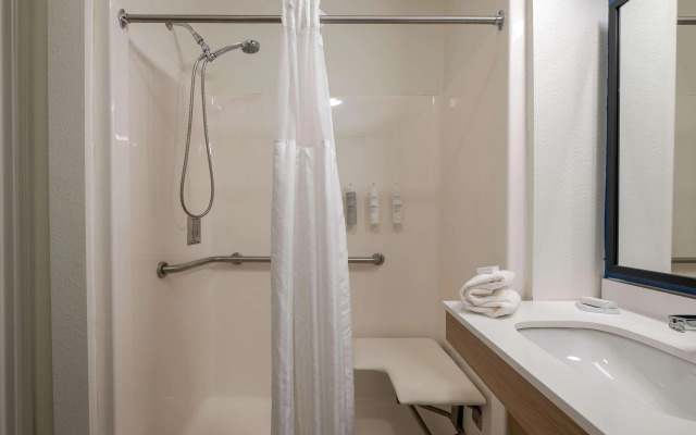 Spark by Hilton Savannah Airport