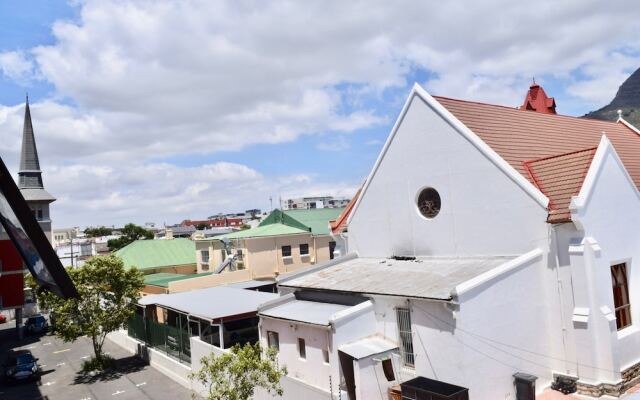 1 Bedroom Apartment With Balcony in Woodstock
