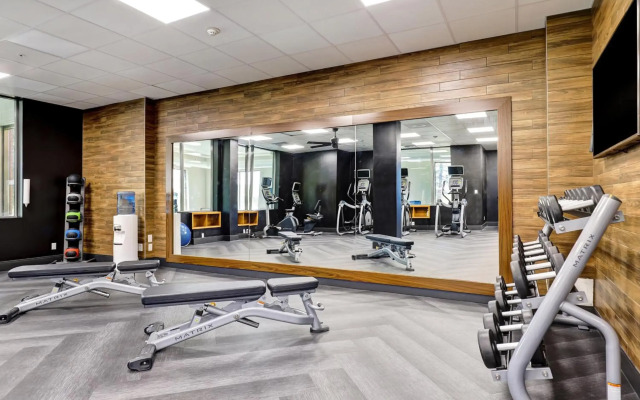 Four Points by Sheraton St. Catharines Niagara Suites