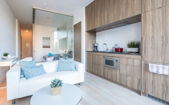 QuickStay - Luxury in Yorkville (Yonge & Bloor)