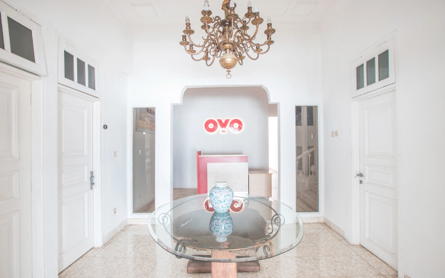 Super OYO 332 Residence G17 Kemang