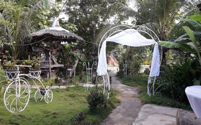 Relaxing Garden Resort
