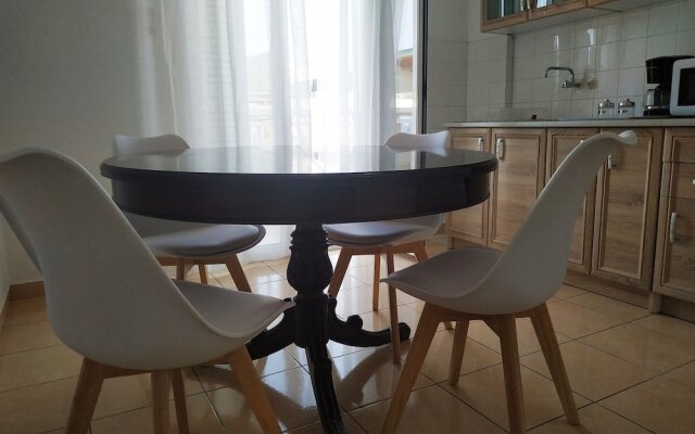 Cozy, Modern And Shiny Flat 2 Min From Center/Port