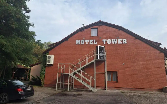 Motel Tower
