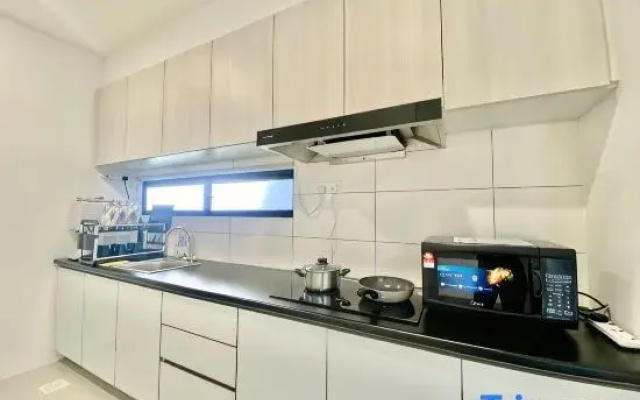 Jeff & Ricky Homestay@132 Doncaster Residence