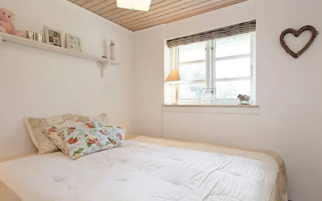 5 Person Holiday Home in Vejby-by Traum