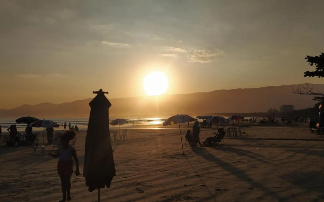 Excelente Apartamento no Centro de Bertioga