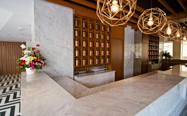 Verse Luxe Hotel Wahid Hasyim