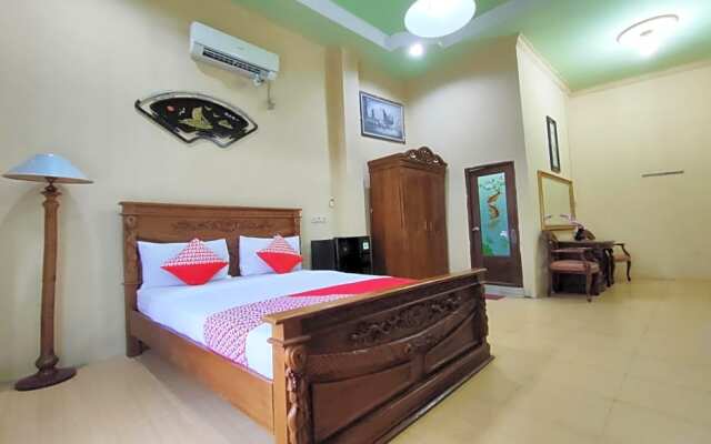 OYO 2994 Hotel Wedika